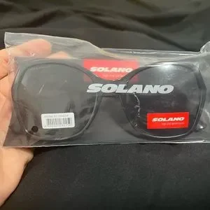 New Polarize Sunglasses for women! Brand: SOLANO Solana Rectangle Black Polarized Sunglasses main image 4